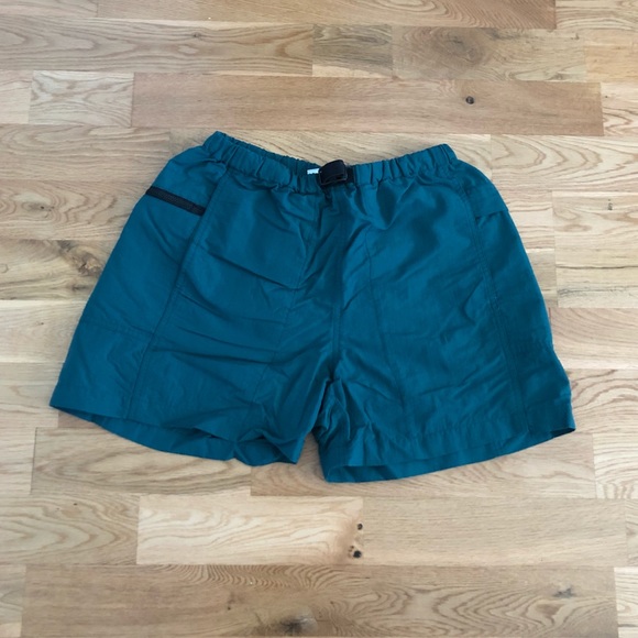 north face baggies shorts